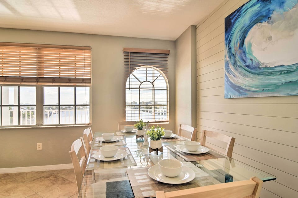 Dining Space | Dishware & Flatware