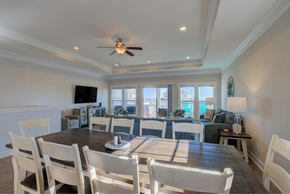 Top Floor Dining Area