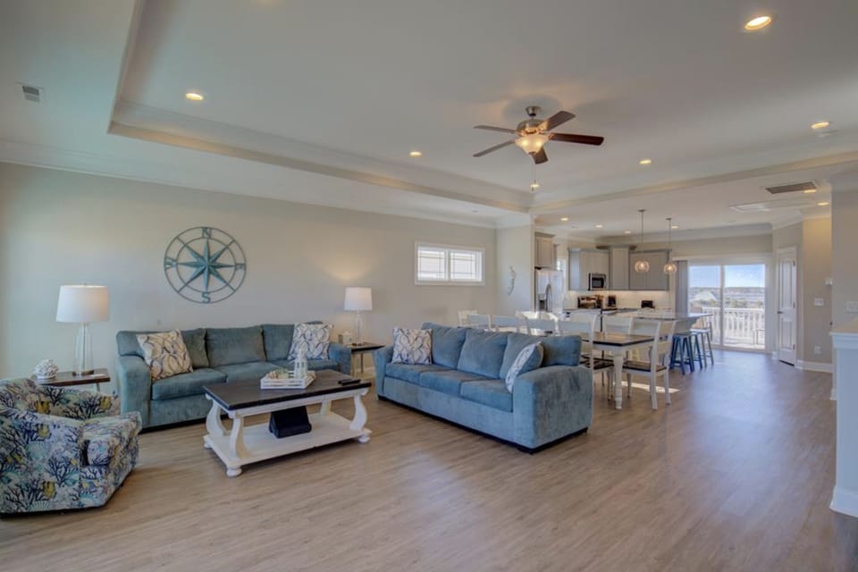 Top Floor Living Room