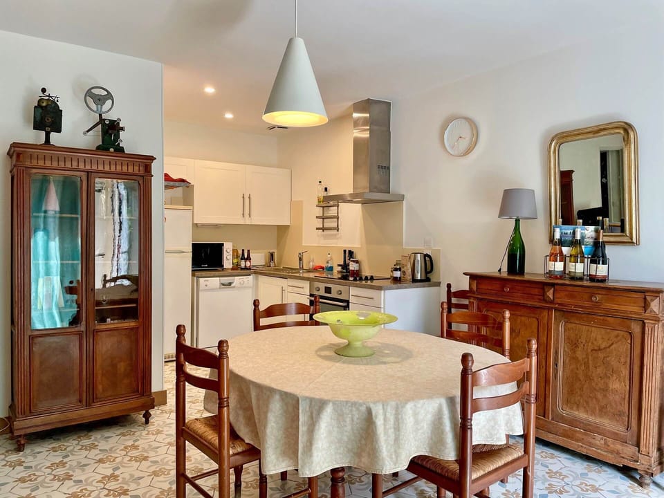 N°6 salle a` manger 2022