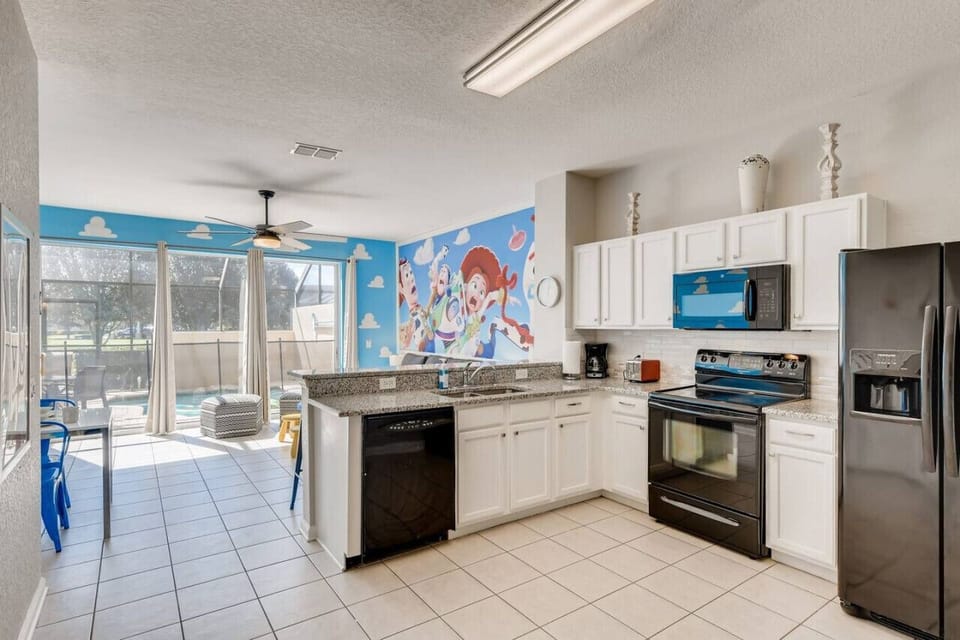 Fully equipped kitchen with modern appliances and everything you need to cook your favorite meals.