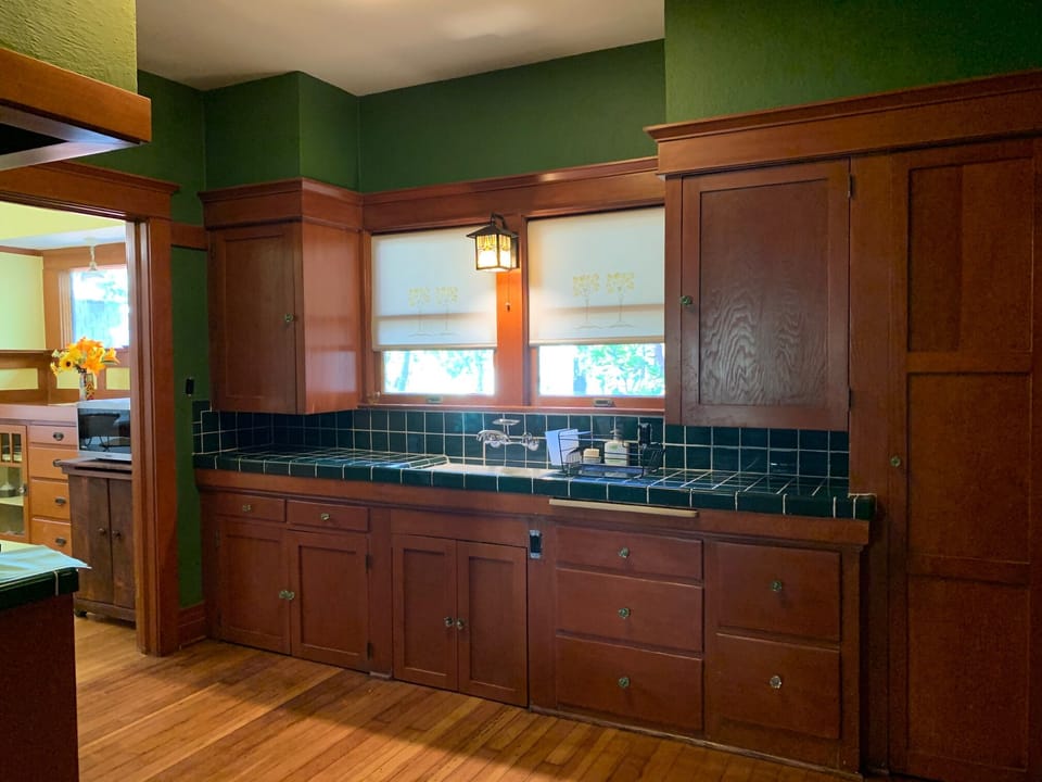 Kitchen sink