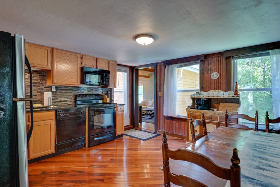 Kitchen | Fully Equipped