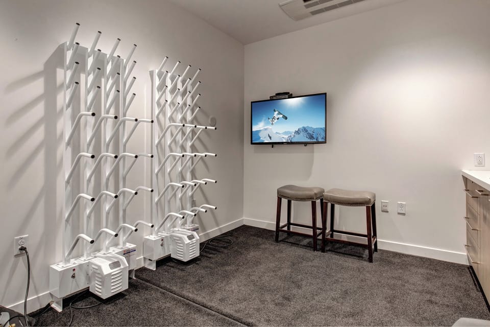 Parkite Communal Ski Room with Boot Warmers, TV and Wet Bat