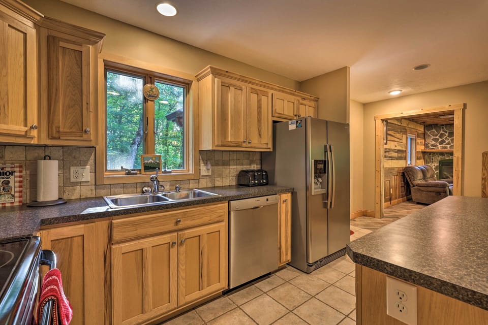 Kitchen | Fully Equipped | Cooking Basics