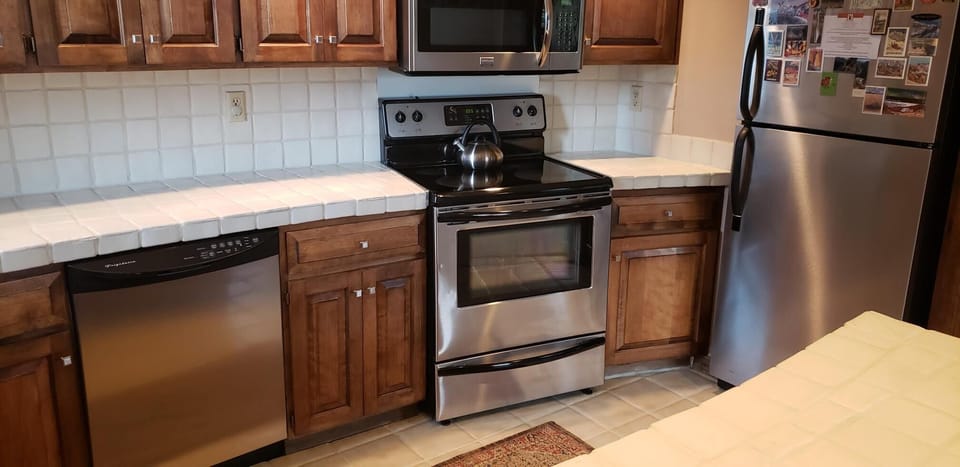 Full Kitchen