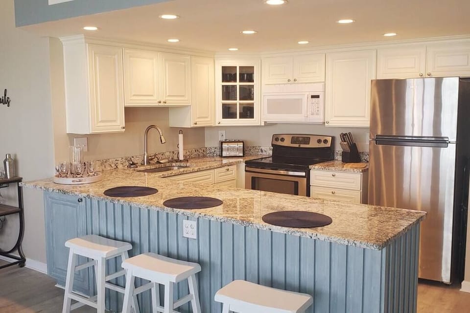 Gourmet Bar Top Kitchen with Ocean Views
