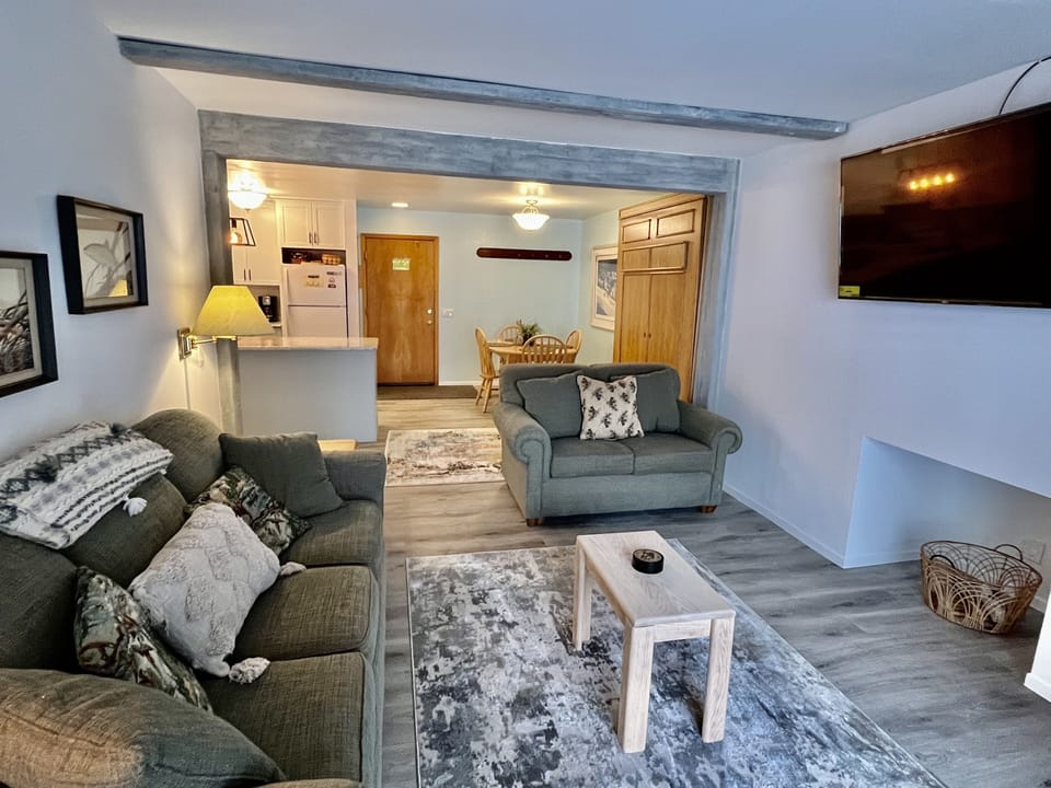 Living Room, Furniture, Indoors, Home Decor, Couch