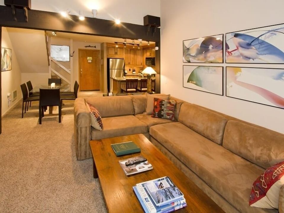 Couch, Furniture, Living Room, Room, Indoors