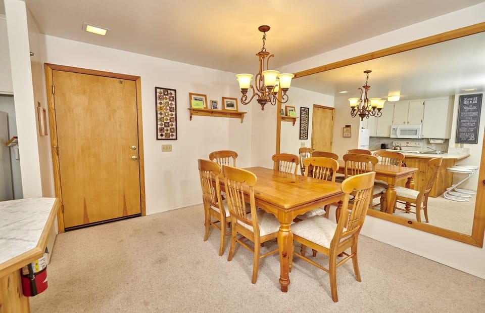 Flooring, Chair, Furniture, Hardwood, Floor