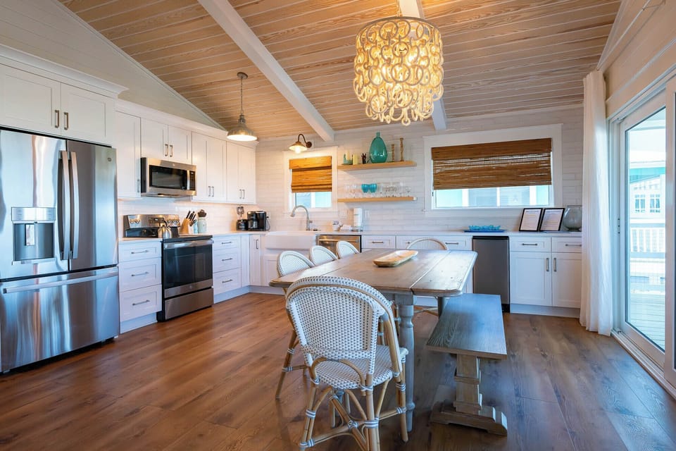 Dining, Kitchen