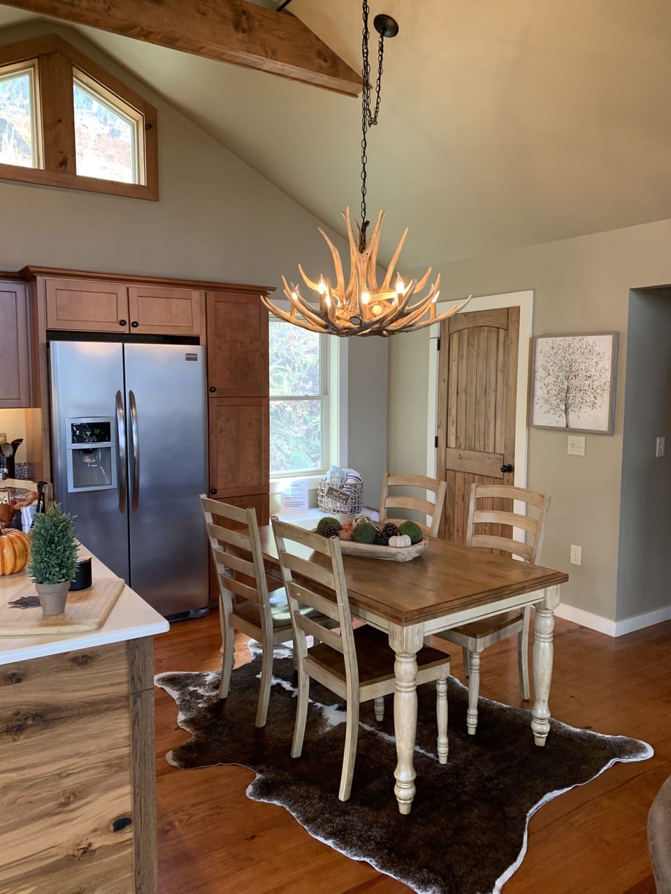 Dining Table Seating for Six