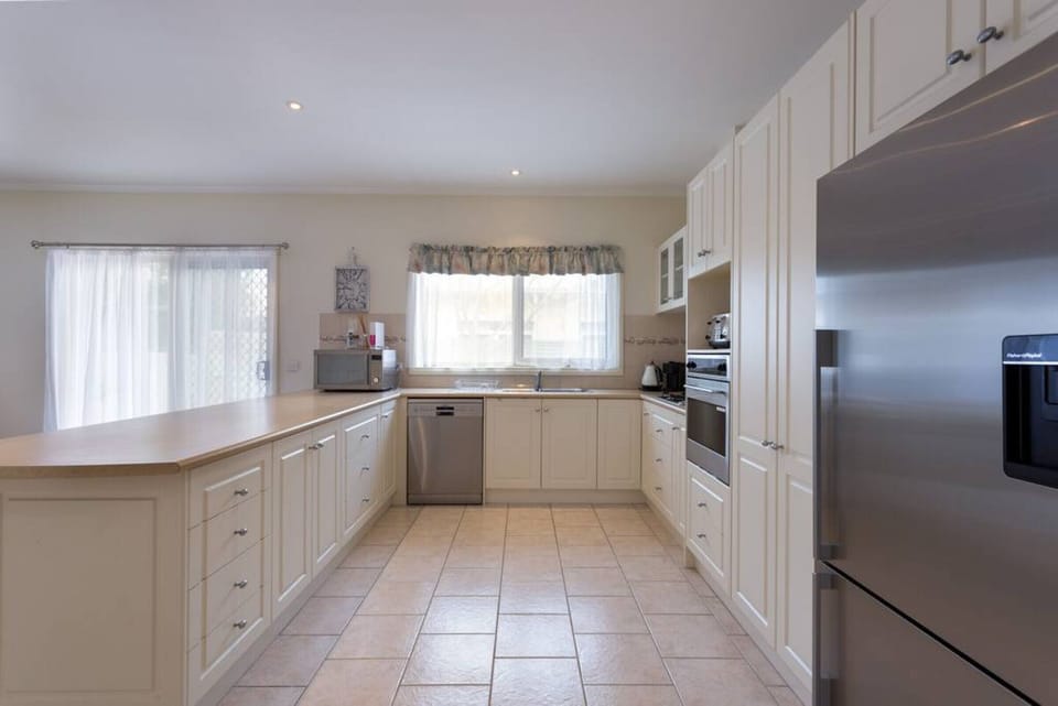 Equipped Kitchen for All your needs