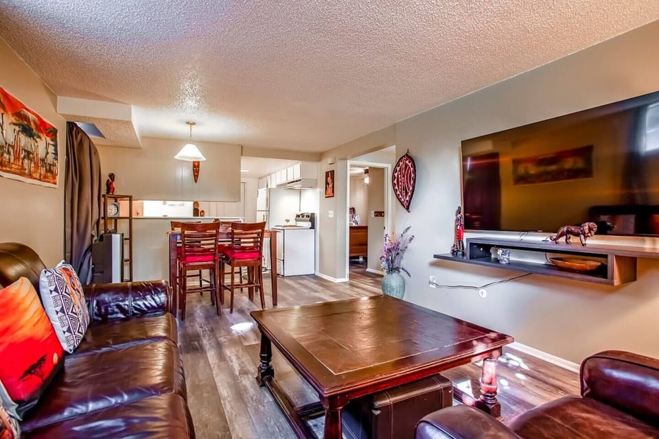 Bright Garden Level basement suite with lots of natural light.  65" Sony Smart TV with multiple streaming Apps + ROKU stick.