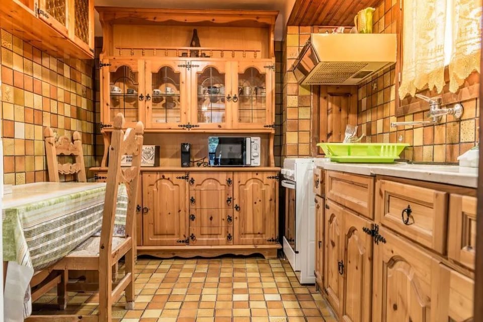 the ground floor kitchen 