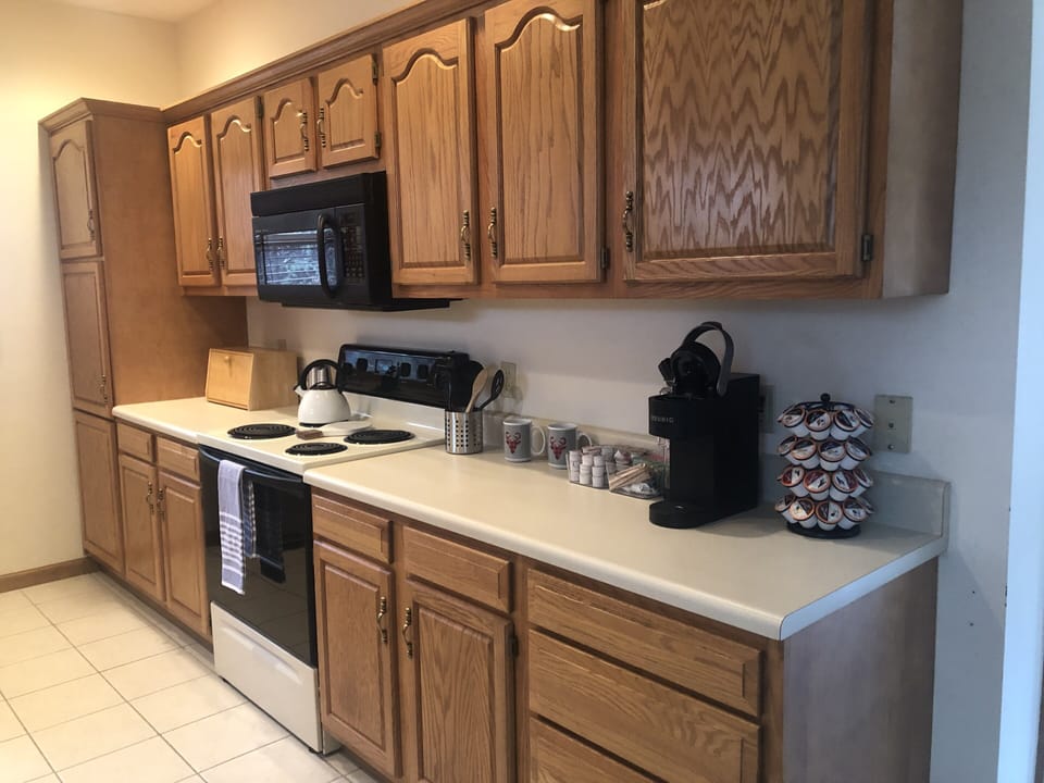 Kitchen with Keurig and more!