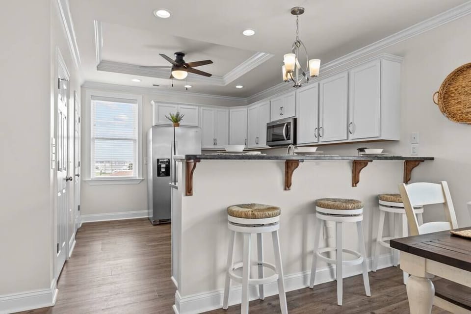 Breakfast bar!