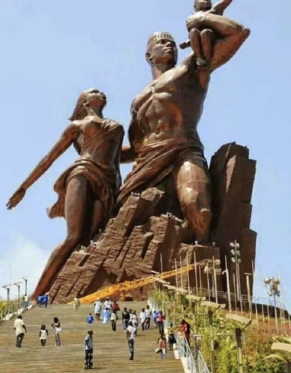 Renaissance monument: A must see in Dakar,
Monument de la Renaissance