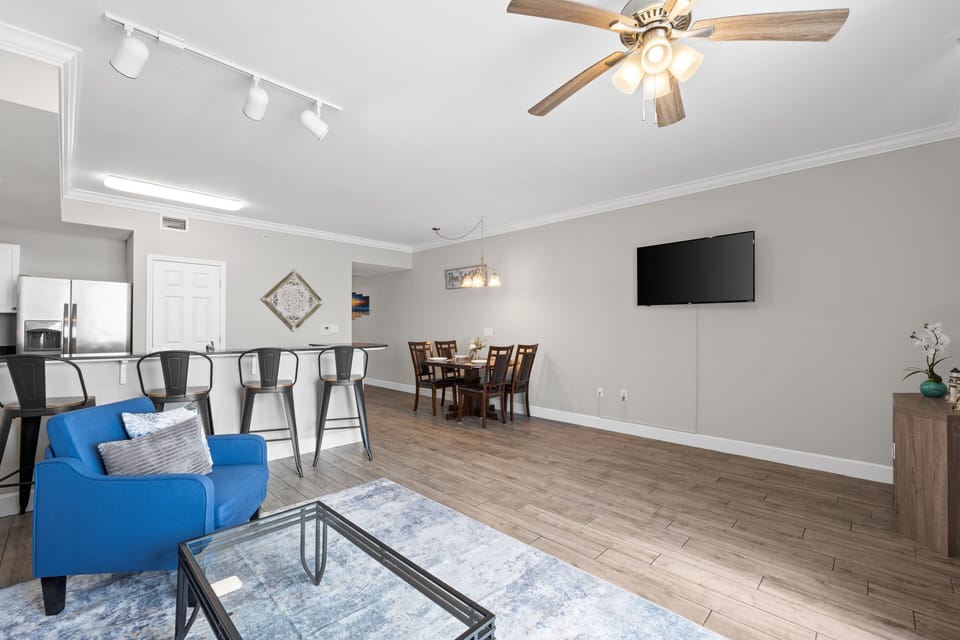 Gulf Front Living Area with Sleeper Sofa