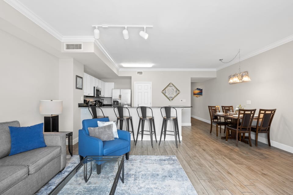 Gulf Front Living Area with Sleeper Sofa