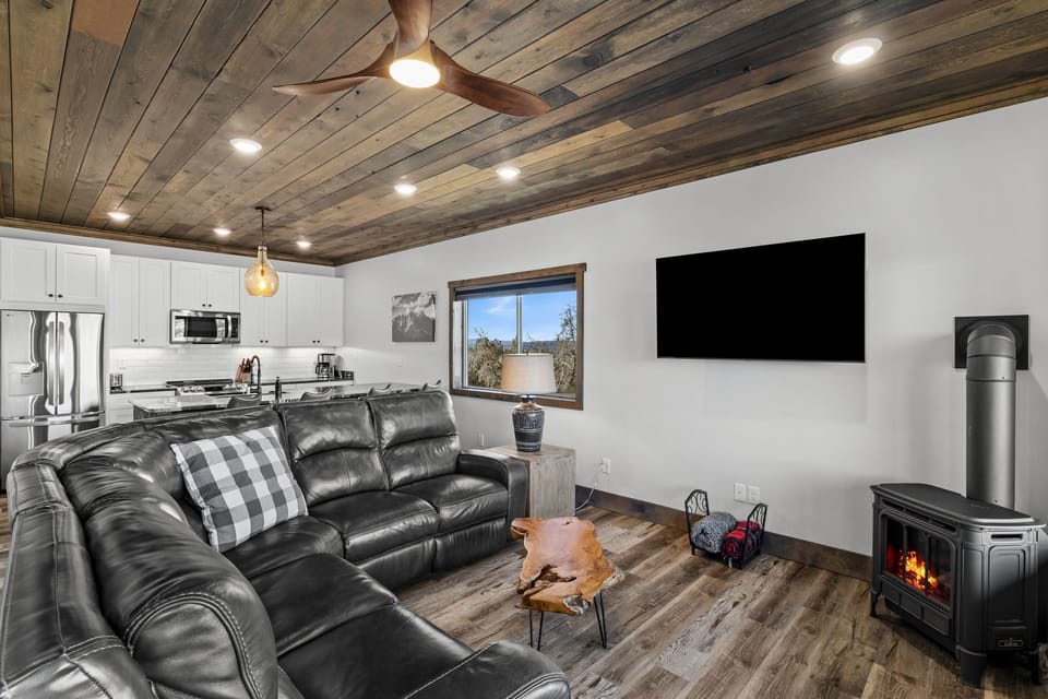 Living Room with Gas Fireplace 