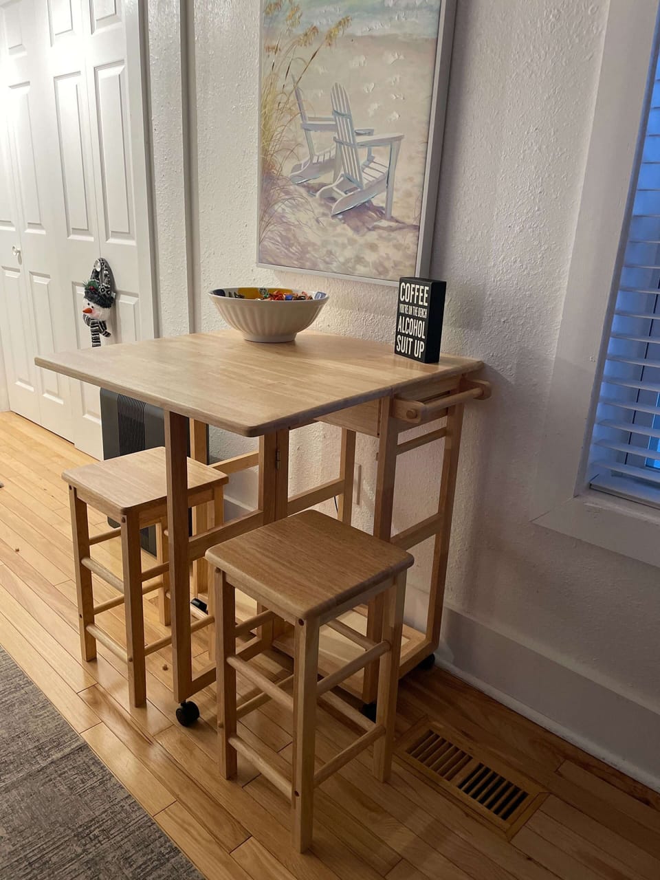 Additional dining seating! 