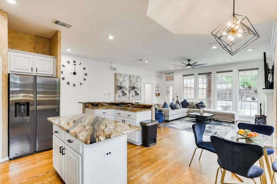 Kitchen/breakfast dine