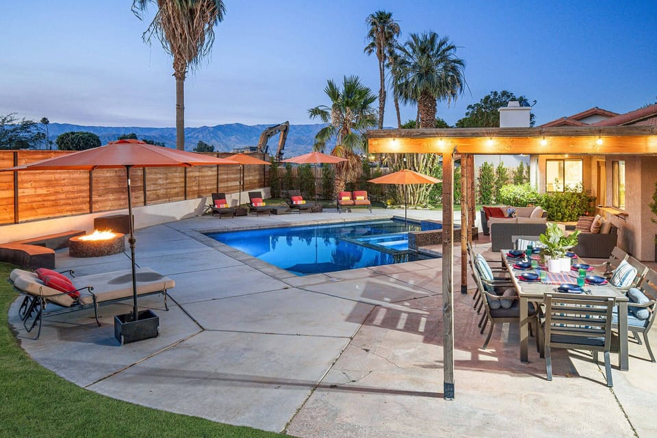 Designer built entertainment backyard with luxury and comfort in mind