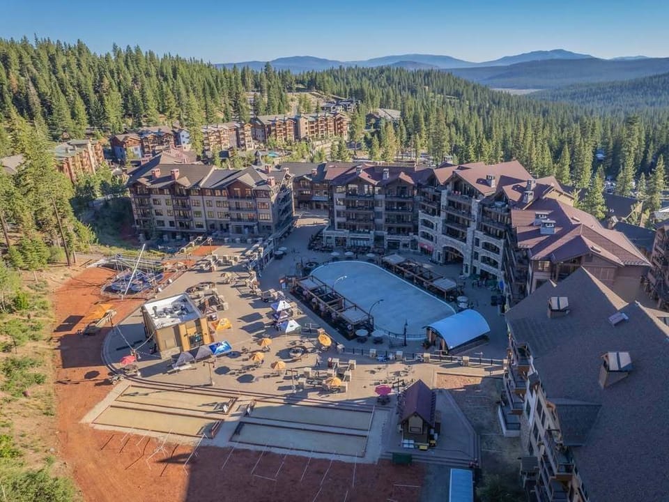 Overview of the resort