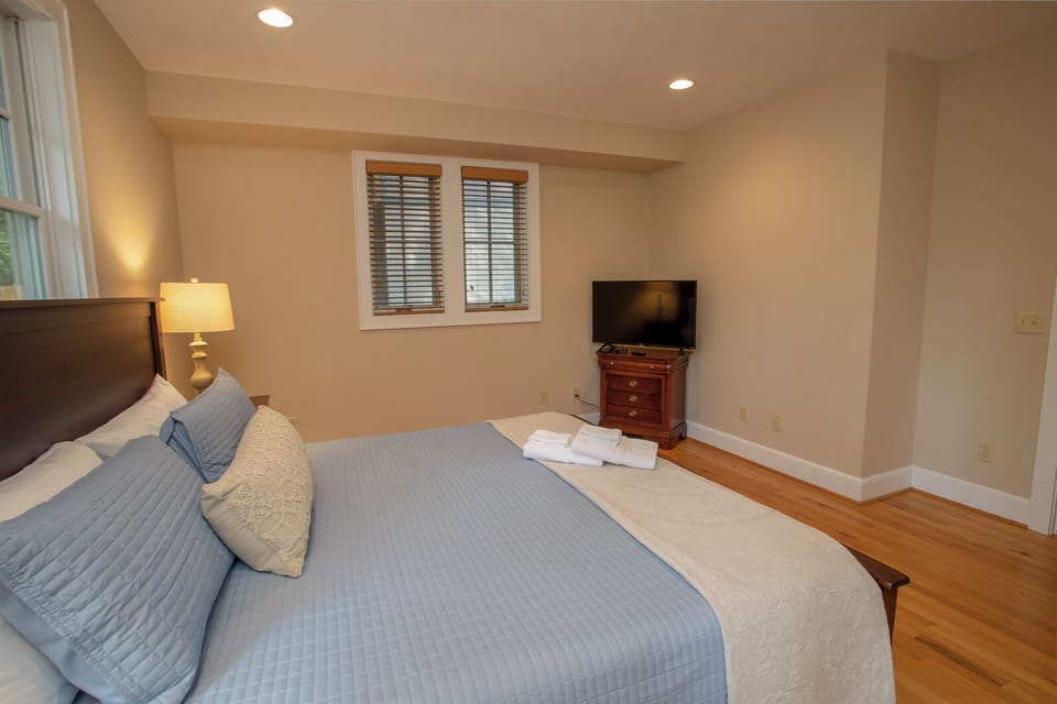 King Bedroom on Lower Level with Smart TV