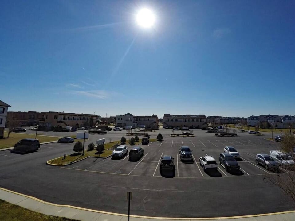 You are looking at the dining and businesses you can just walk over to!