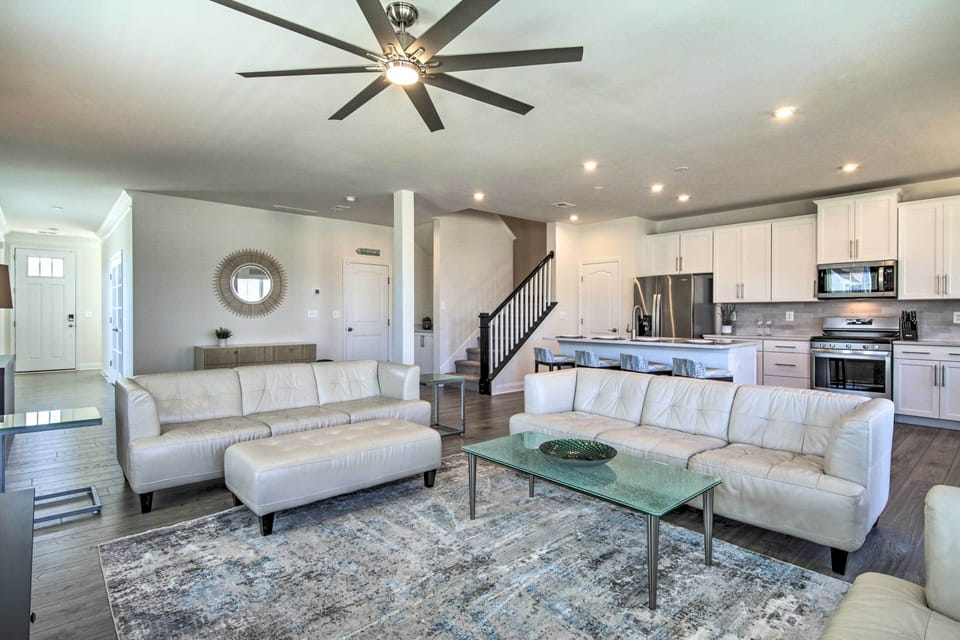 Living Room | Smart TV