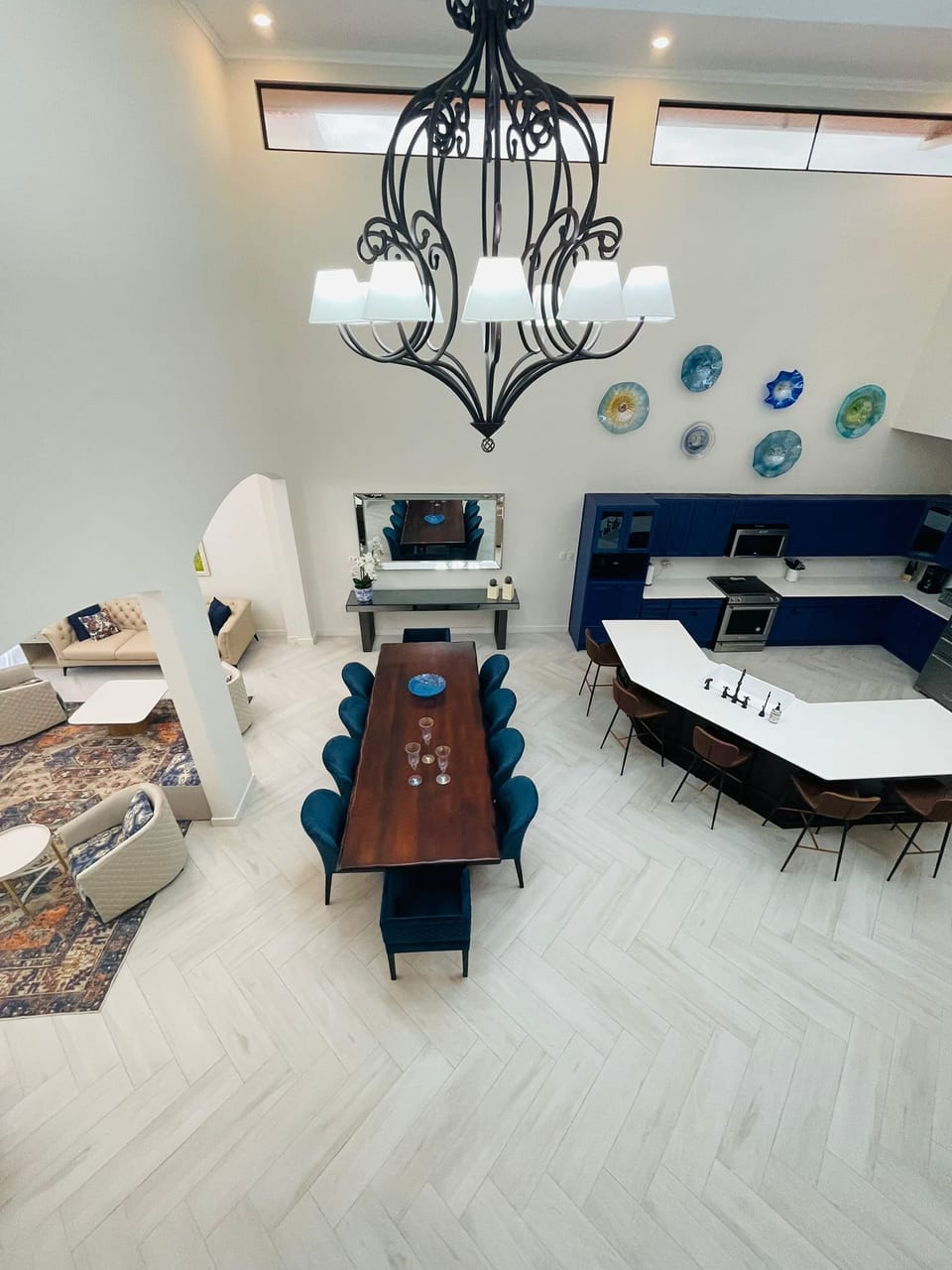 Dining area with plenty of seating