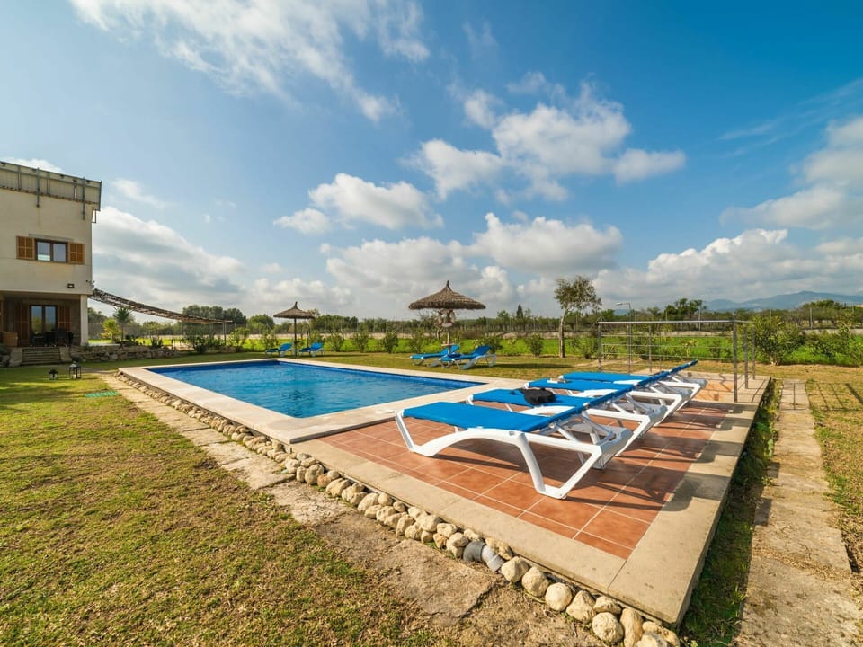 Cloud, Sky, Plant, Swimming Pool, Shade, Land Lot, Grass, Outdoor Furniture, Urban Design, Tree