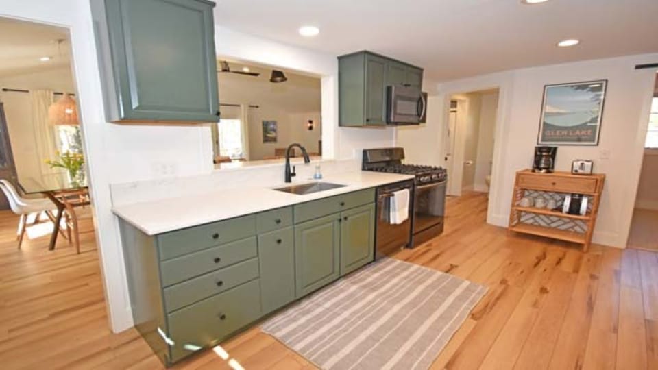 Meals are a breeze in the spacious, fully-stocked kitchen