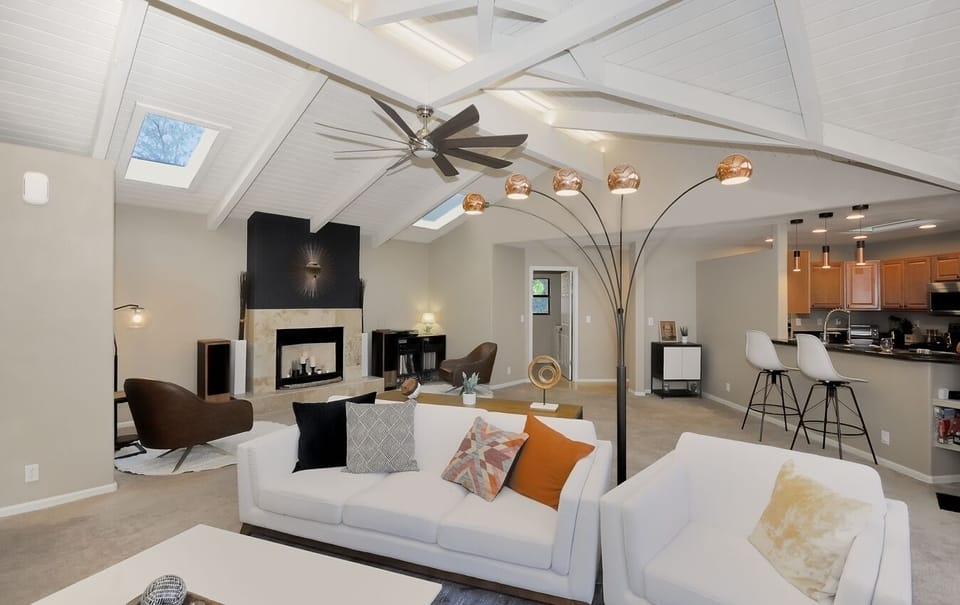 Oh my, what an open concept!