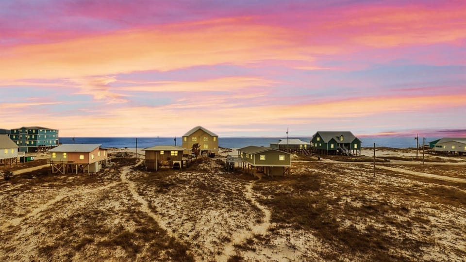 Nightly views at sunset time.