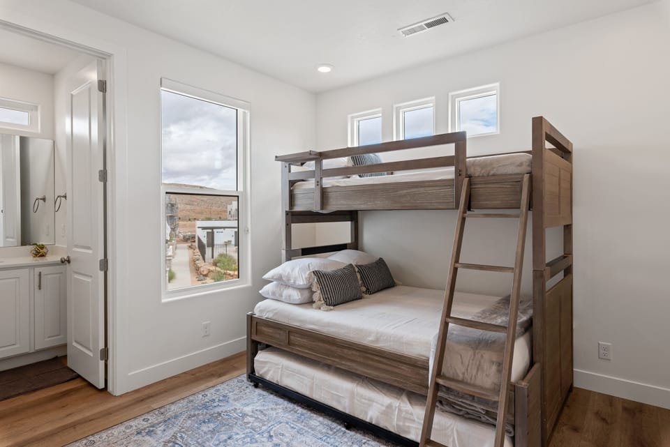 Master Bedroom 5