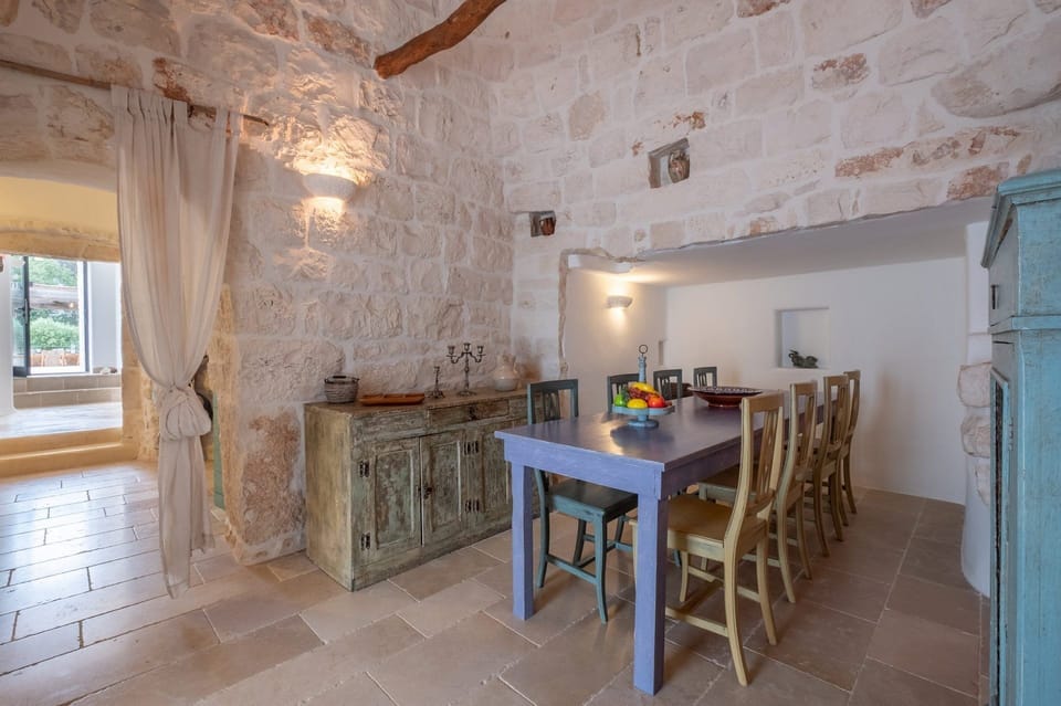 Villa Trulli Laguna image