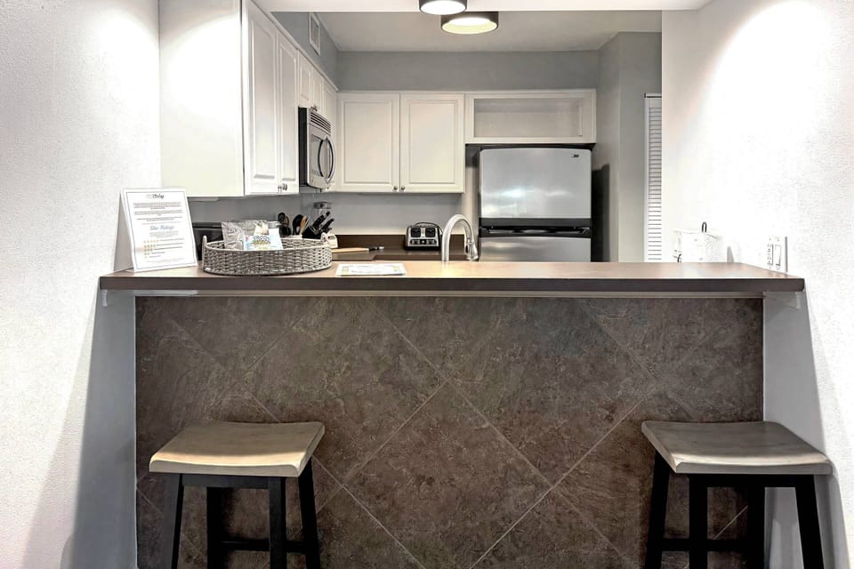 Informal seating at the bar for 2