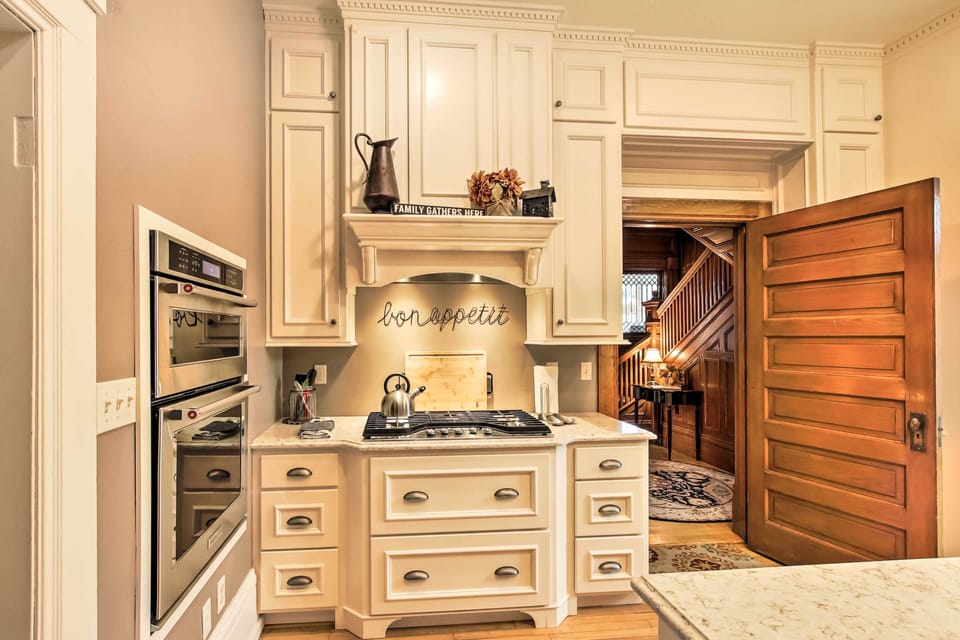 Kitchen | Fully Equipped | Cooking Basics