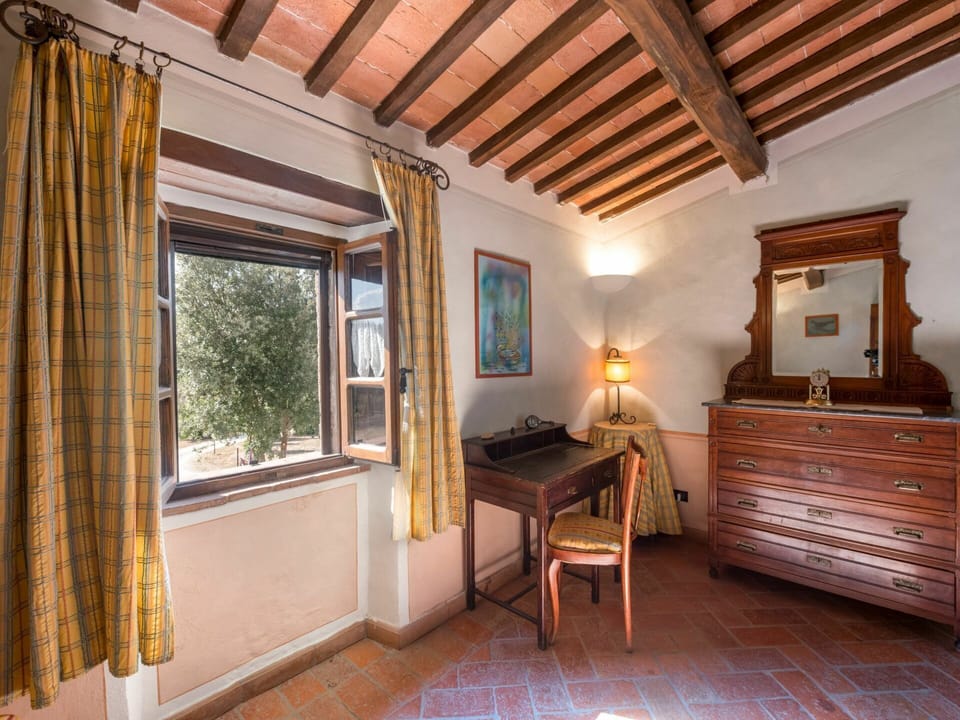 Furniture, Property, Building, Window, Picture Frame, Wood, Comfort, Lighting, Interior Design, Flooring