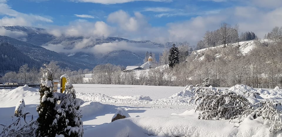 Snow and ski sports