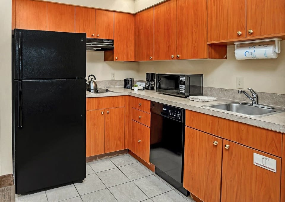 Fully equipped kitchen