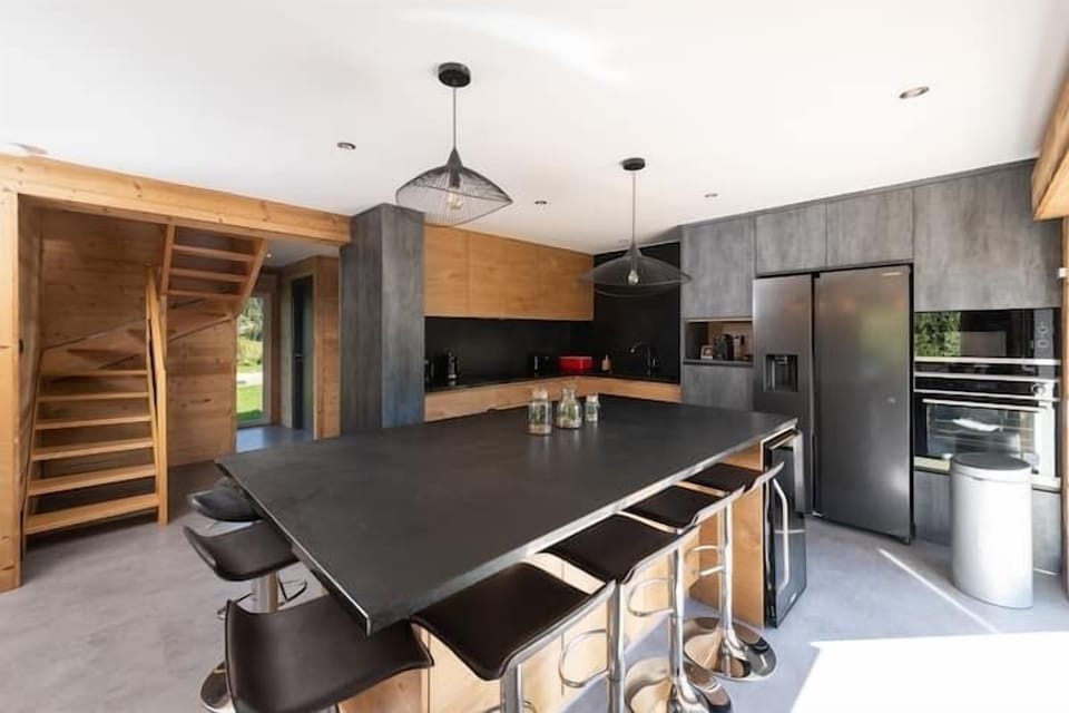 9314367b-1fe3-4325-8a1d-f24e706c46c3