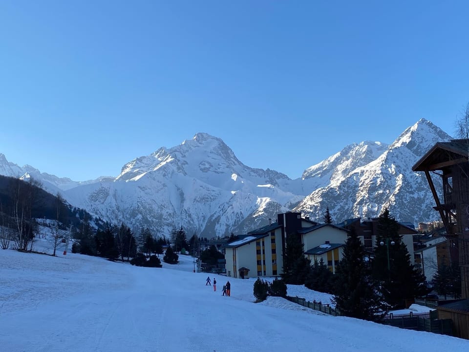 Snow and ski sports