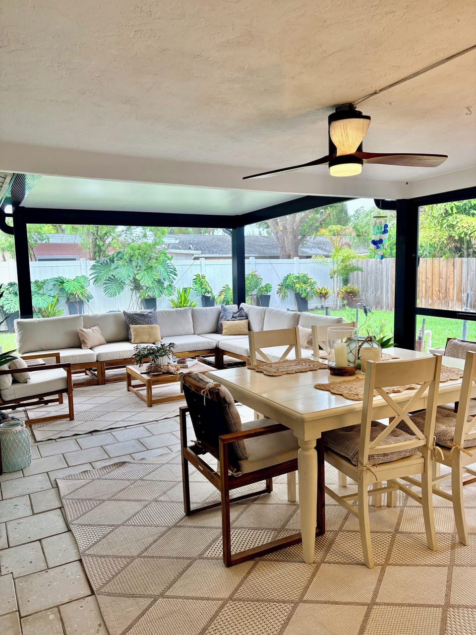 Outdoor dining