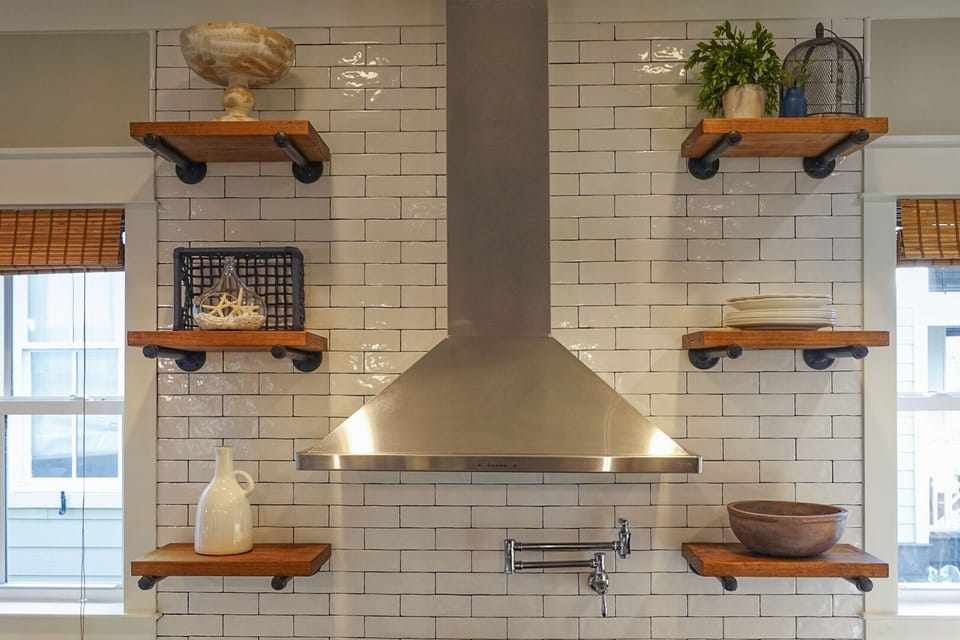 Air vent and all the essential kitchen amenities for your convenience.