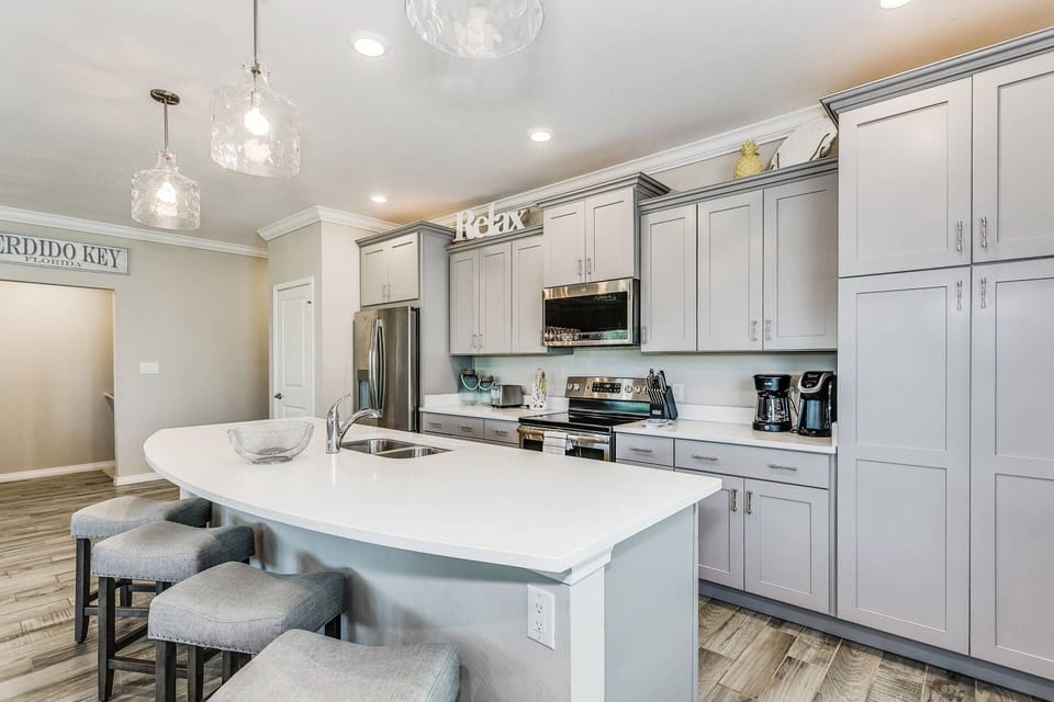 The kitchen counter bar is a great place for an afternoon snack!
