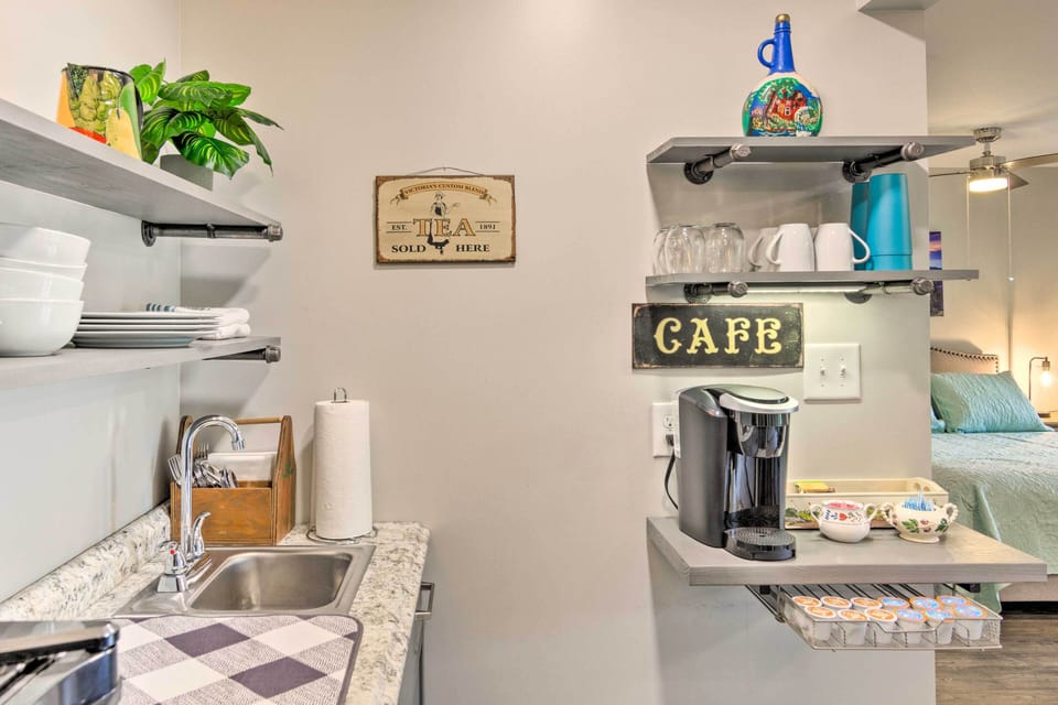 Kitchenette | Keurig Coffee Maker w/ Keurig Pods | Dishware